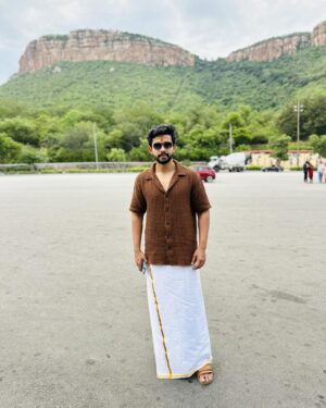 D Gautham Krishna Instagram - Om Namo Venkatesaya… 🛕
As our movie post-production is almost done here at Tirumala With my SOLOBOY team… ✨
Starting promotions soon… Need all your blessings !
#gauthamkrishna #soloboy #tirumala #ttd #omnamovenkatesaya #sevenhills #lordbalaji 🙏