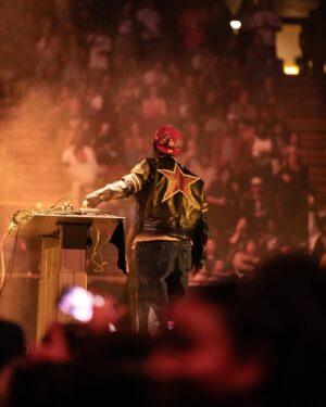 DJ Mustard Instagram - #FOAMS 🟡