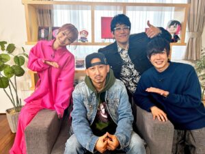 DJ RYOW Instagram - こういう現場に全く慣れてない俺が、出演者のみんなのお陰で楽しい現場になりました。そして、収録日がたまたま俺の誕生日で、サプライズでケーキまでもらって大感謝です🙏

3/16(土) 25:00 - 26:00
中京テレビ「ROOMIC」
MC: LiSA, 古坂大魔王, 田村侑久(BOYS AND MEN)
https://www.ctv.co.jp/roomic/