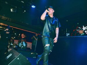 DJ RYOW Instagram - 2024.06.16 
"DRIVE MY DREAMS" Release Tour in NAGOYA🔥

S/O to @yellowbull_life @utage_nagoya 🙏

📷 @dedededesig 

全出演者のみんな、全関係者の皆様、遊びに来てくれたみんなに大感謝。

東海の色んな世代が混じってる感じがなんか懐かしくて嬉しかったです。名古屋最高🙏
