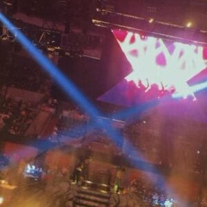 DJ RYOW Instagram - AK¥B at 日本ガイシホール / 02.24.2024完🫡

S/O to @ak69_official & @yellowbucks_tttg 🔥🔥

良いライブ観せてもらったし、良い刺激もらいました🙏

それぞれの色んなドラマが詰まったライブは最高。そして、それぞれここからまた新しいドラマが生まれると思うし、俺はまたそれをサポート出来たら最高だし、また新しいモノをみんなで創れたら最高。名古屋、東海HIP HOPは今も昔もイケてるから。

また、LIVE DJとして立たせてもらってる事もだけど、この日のセットリストで、俺らBEATは16曲。感謝🙏

また、feat参加してくれたアーティストのみんな、FLYING B & TTTG、この日を最後までサポートしてくれた裏方TEAM、関係者の皆様、お客さん達に大感謝🙏

俺的にBUCKSバースが入ったこの日ONLYのRED MAGIC REMIXは2011年のガイシの時や今まで2人の近くにいて色んな感情が混ざりまくってエグかった。
未来を感じた最高のLIVEでした。

AK君 & BUCKS、ありがとう🙏

📷 @topman_ccl @takahiro_shiranaga.jpg