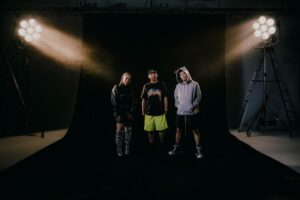 DJ RYOW Instagram - with @emimaria1987 @imdadawhoareyou 

📷 @shotby_dm 

曲もMVも最高。みんなありがとう💯🫡