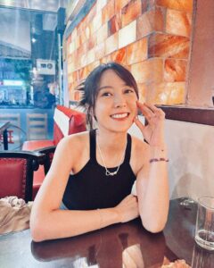 Actress DaYuan Lin HD Instagram Photos and Wallpapers August 2024
