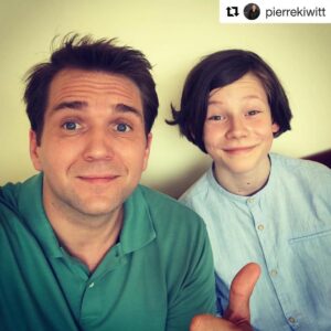 Daan Lennard Liebrenz Instagram - Mit meinem Filmpapa @pierrekiwitt beim Drehen😊👍🏻 #Repost @pierrekiwitt with @get_repost
・・・
I ‘ve found him!!!! #myson in a new project #aka #mikkel  #dark #darknetflix #netflix #darkseries