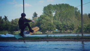 Daan Lennard Liebrenz Instagram - First time wakeboarding this year #wakeboarding #wakeboard #fun #sun #summer #daanlennardliebrenz