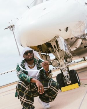 Dadju Djuna Nsungula Instagram - Objectif : likolo kk
Mentalité : Kanga Motema ❤️🔐