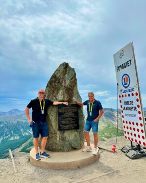 Dag Otto Lauritzen Instagram - Tour de France nr 34 gjennomført. Privilegert som får jobbe med @tvtoby og resten av Tv2 gjengen @tv2sport Supert Team. Fantastisk innsats av hele Norges @unoxmobility fra start til mål selv om etappeseier ikke kom. Stå på og nyt litt ferie 🚴‍♀️🤩 
@tv2sindre @cppaasche @magnus_aarre @rudijakobsen @magnusdrivenes @tv2matsw @madskaggestad: Neste stopp Bodø @arcticraceofn
