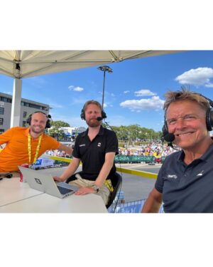 Dag Otto Lauritzen Instagram - Tour de France nr 34 gjennomført. Privilegert som får jobbe med @tvtoby og resten av Tv2 gjengen @tv2sport Supert Team. Fantastisk innsats av hele Norges @unoxmobility fra start til mål selv om etappeseier ikke kom. Stå på og nyt litt ferie 🚴‍♀️🤩 
@tv2sindre @cppaasche @magnus_aarre @rudijakobsen @magnusdrivenes @tv2matsw @madskaggestad: Neste stopp Bodø @arcticraceofn