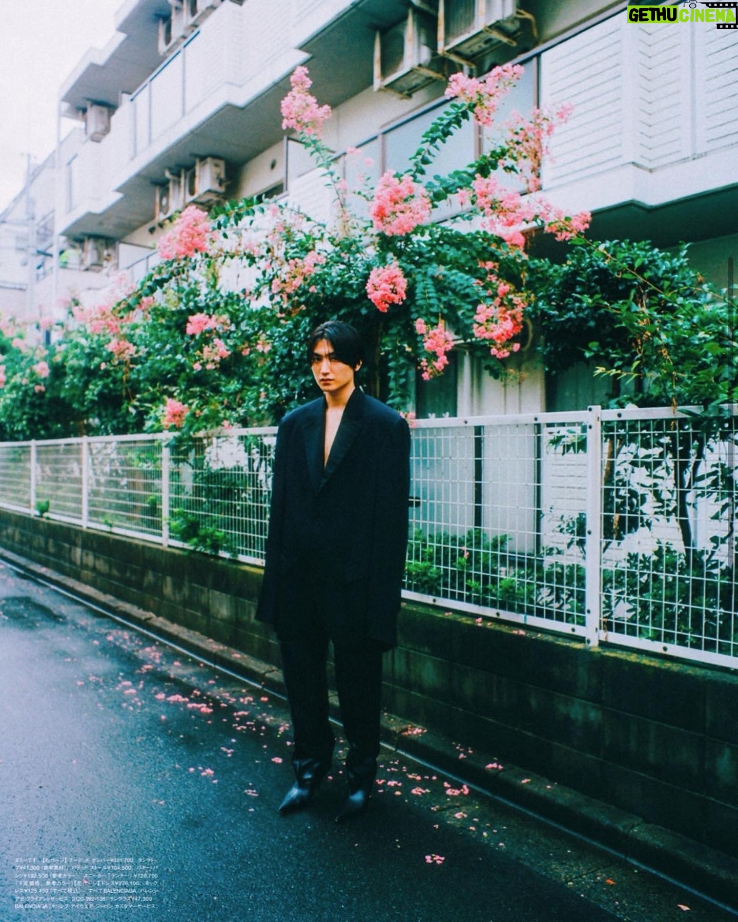 Daichi Kaneko - 9.8K Likes - 😎😎😎
@switch_magazine
@balenciaga