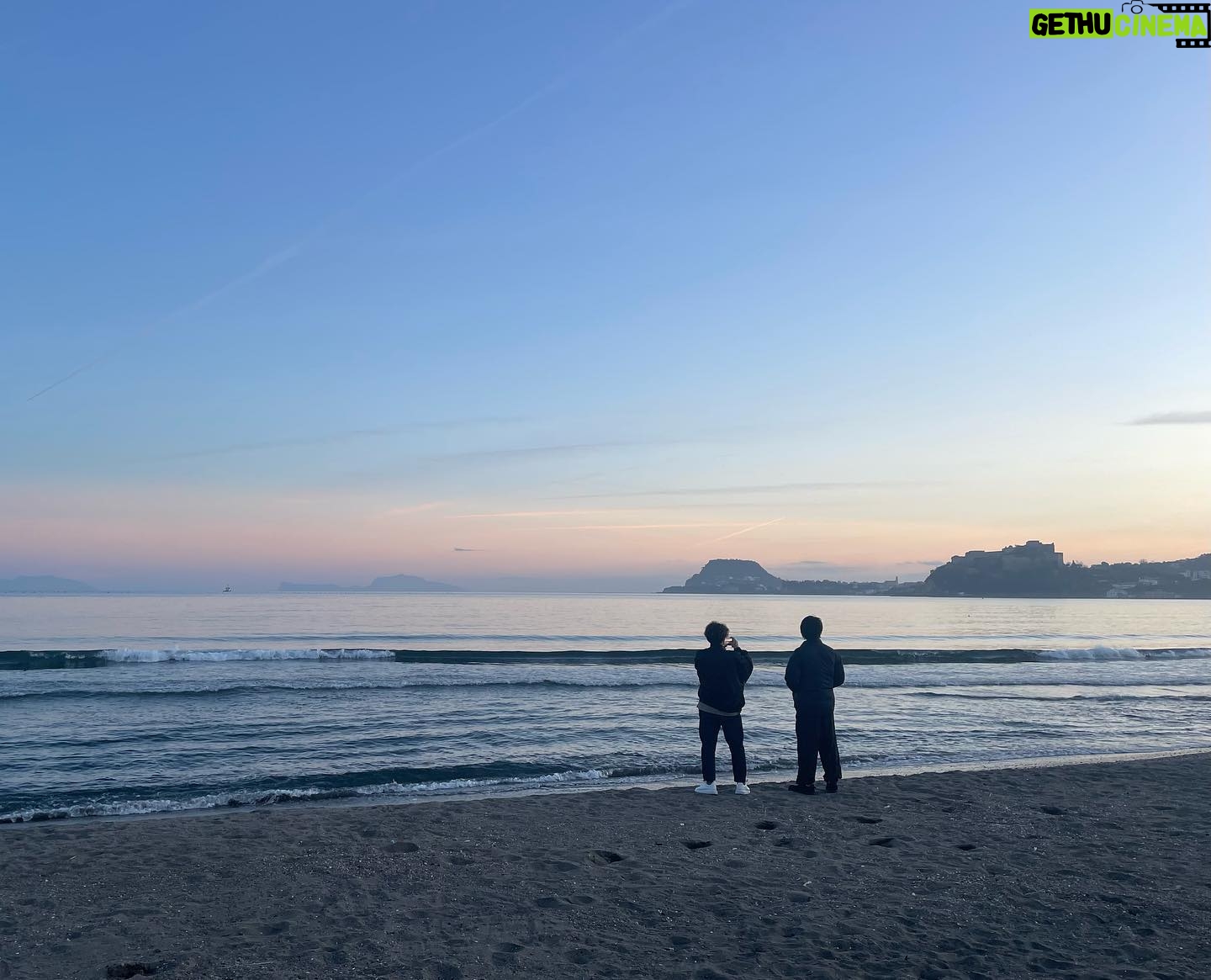Daichi Kaneko - 7.1K Likes - 大久保さんとナポリでちょい住みしてきました。
最高な時間でした。
ぜひよろしくお願いします!!😎
『チョイ住み in ナポリ』(NHKBSプレミアムほか 3月18日 午後7時30分~8時59分)
#大久保嘉人
#金子大地
#チョイ住み