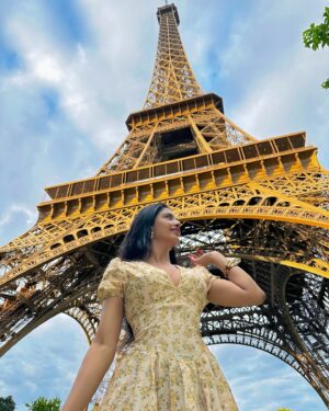 Daksha Nagarkar Instagram - The moment Eiffel in love with you baby 
.
#dakshanagarkar #love #happy #howtobeparisian #instagood #instalike #paris #travelphotography #insta #travelgram