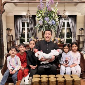Daler Yusuf Instagram - Raya Pertama untuk little princess & little prince 👼🏻 ❤️👶🏻 
#RayakeDua #EidMubarak #SelamatHariRaya