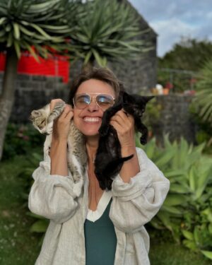 Dalila Carmo Instagram - - Gotta go, kitties✨🤍
