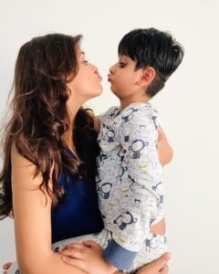 Actress Dalljiet Kaur HD Photos and Wallpapers December 2024