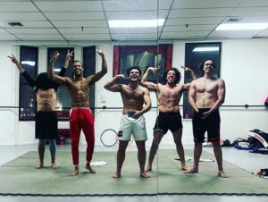 Damon J. Gillespie Instagram - This is how we fight club 💪🏽
@itsfortefit @giuseppebausilio @thepowerofadante @twothmaxx @adrian_lopezz