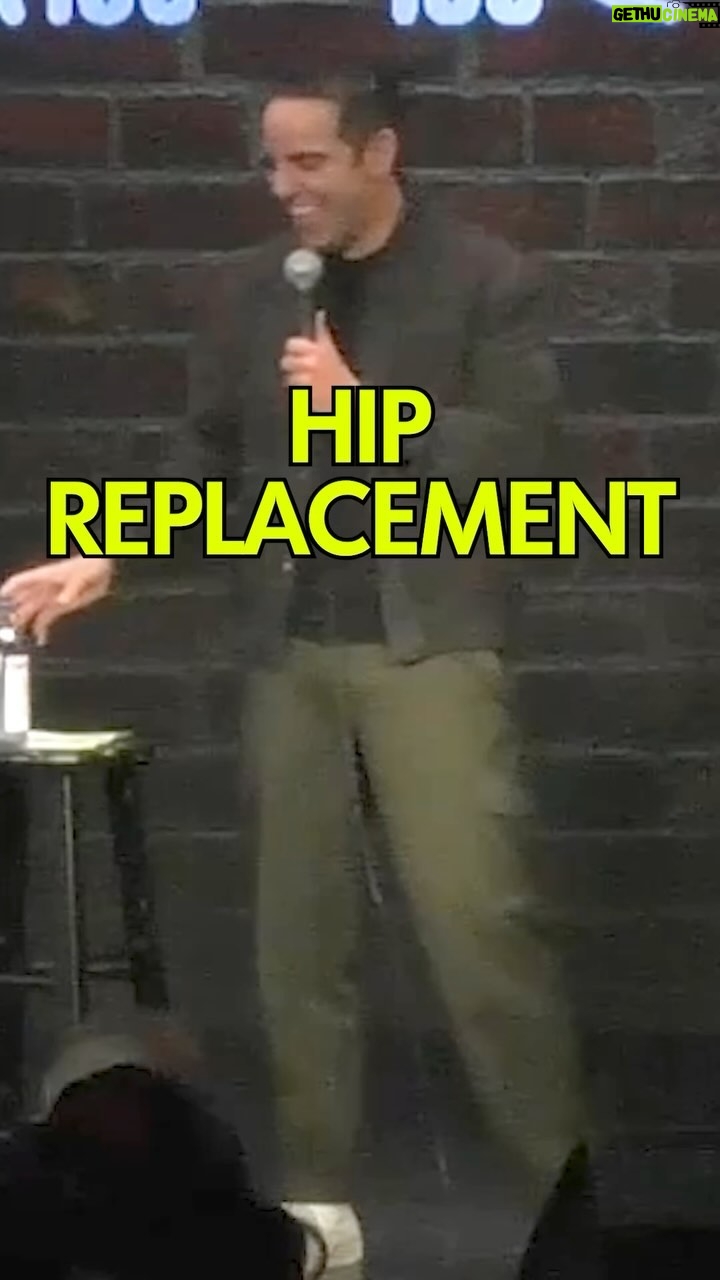 Dan Ahdoot - 281 Likes - For many veterans, the battle begins when they get home.
#veteran #crowdwork #standup #comedy #danahdoot #falafelphil #kickinit #cobrakai