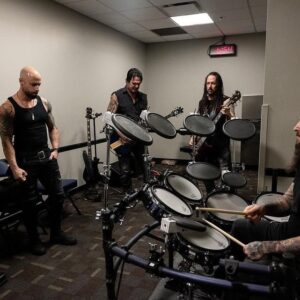 Dan Donegan Instagram - What an amazing night we had in Nashville & and honor to have @chrisdaughtry join us onstage for Stricken  @disturbed @bridgestonearenaofficial . Thank you brother for jumping up with us. And congrats to your #1 single Artificial. #stricken #artificial #schecterguitars #ghsstrings #orionguitargear  @schecterguitarsofficial @ghsstrings @orionguitargear  Visual Orgasm- lights/🔥@alexmungal 📸 @britt_bowman