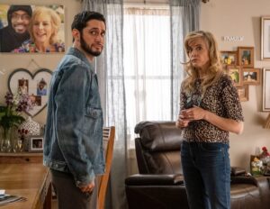 Dan Perlman Instagram - hi, hello, first three episodes of #flatbushmisdemeanors are online @showtime. catch up now, then watch this sunday to meet my mom, @mariabamfordcomedy 
📸: @francroman