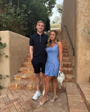 Dani Dyer Instagram - Holiday nights with my love❤️❤️
