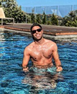 Dani Martínez Most Liked Photos and Posts