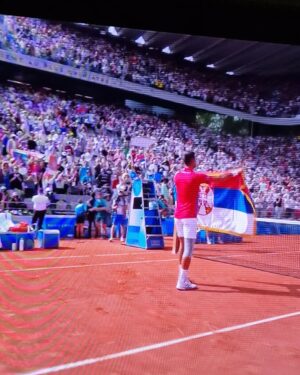 Danica Maksimović Instagram - OLYMPIC GOLD 
NOVAK ĐOKOVIĆ ❤️🏅💪🙏✨️
@djokernole