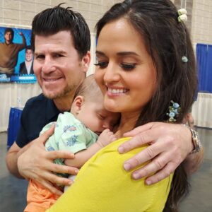 Danica McKellar Instagram - Wanna feel old? My Wonder Years co-star @jason.hervey (Wayne Arnold) is a GRANDPA! 😁 And ooooh my goodness his grandson Shia is BEYOND precious!! And what an amazing shot of Jason & @realdanlauria (swipe for it), right? 🤗 I guess he's that baby's TV great-grandfather?? 😁 Family vibes all around!
After the convention was over today, his wonderful mother (Jason's daughter) let me hold him - he was crying when I got him but I was able to lull him to sleep almost immediately - a trick I learned when Draco was 4 weeks old. 🥰
Swipe to the end for a video of me describing this fail-prood method for comforting crying babies!! 🙏🤗