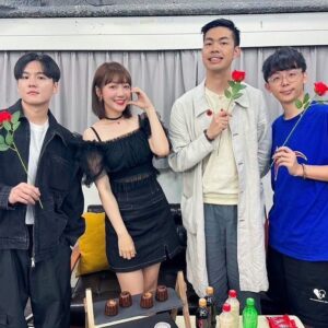 Daniel Chen Instagram - 近期接到最神奇的工作，要跟鐵壁女泱泱獨處13分鐘14秒，什麼奇妙的企劃，聽起來超像整人企劃耶！
經紀人：咦！我已經接了！o(*////▽////*)q
獨處破壁，這是什麼艱難的考驗！
酷炫：有女朋友的人，該表現好還是表現不好啊！？
凱皓：天哥，加油！你是長輩。
我：⋯⋯。

今晚八點泱泱頻道首播

@kevin0204660 
@lockingjack 
@lynnwu0219