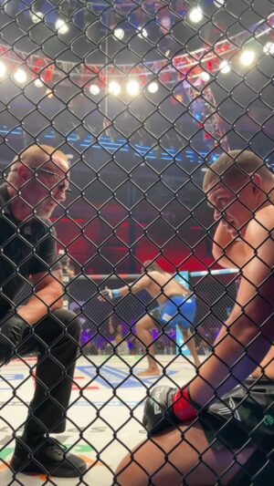 Daniel James Instagram - QUICK 6️⃣ FOR DANIEL JAMES! 

James missed weight yesterday so he receives a -1 penalty and 5 points in the Heavyweight standings!

#PFLRegularSeason
