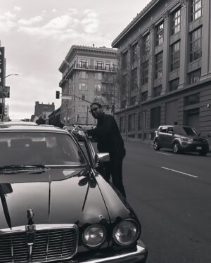 Daniel Snooks Instagram - Too fast for those flying monkeys though