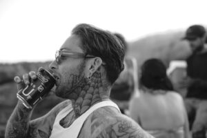 Daniel Snooks Instagram - Hornby island last summer. 
📷 @johnny_williams_