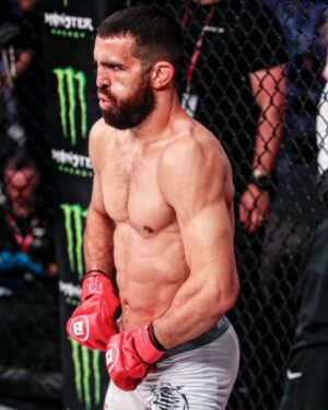 Daniel Weichel Instagram - Battle ahead ╳ Body & mind ready to go 

#Bellator299 #Dublin @bellator.europe