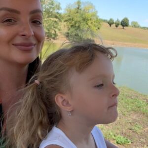 Daniela Nízlová Instagram - Krasny vikend v @chateau_bela  s nasou skvelou rodinkou ❤️❤️ Dakujeme za pozvanie a urcite sa este vratime na toto carovne miesto🫶🏼