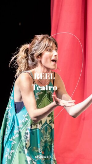 Daniela Pantano Instagram - Mire este Reel y pensé cuánto hice , cuánto hice que no está acá y que feliz me hace esto de ser artista . ❤️🎭. Esto del teatro . Pasen y vean ❤️💕