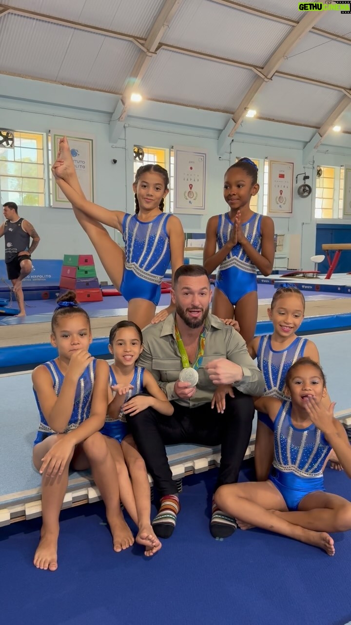 Daniele Hypólito - 14.4K Likes - O sonho sempre é possível!
Mas precisamos incentivar sempre!
HYPOLITINHAS ativar.
E elas que esse ano foram assistir a Rebeca competir no troféu Brasil, realizando sonho! E serão daqui uns anos nosso futuro.