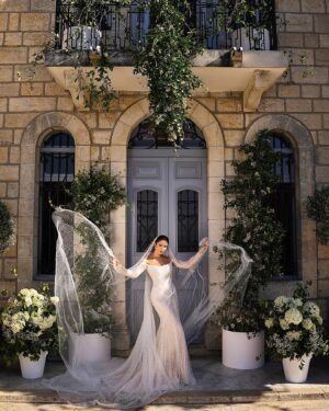 Daniella Rahme Instagram - I am deeply grateful to you all for your love & warm wishes on our wedding day 🤍💍 
#DaniellaRahme #دانييلا_رحمه