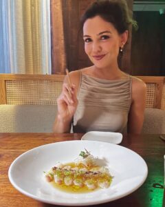 Actress Danielle Campbell HD Photos and Wallpapers October 2024