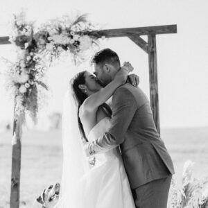 Danny Gevirtz Instagram - I married the heck out of the most perfect woman I could have ever of dreamed for. @amco_7 
-
Photography by the best: @eric.floberg   @stevenmschultz