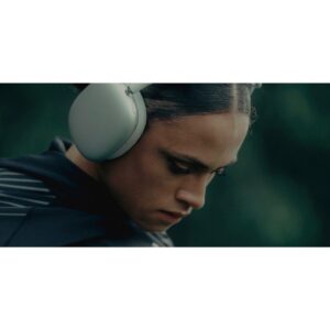 Danny Gevirtz Instagram - Got to work with the GOAT @sydneymclaughlin16 . Check out the full short doc on Sydney’s YouTube channel.