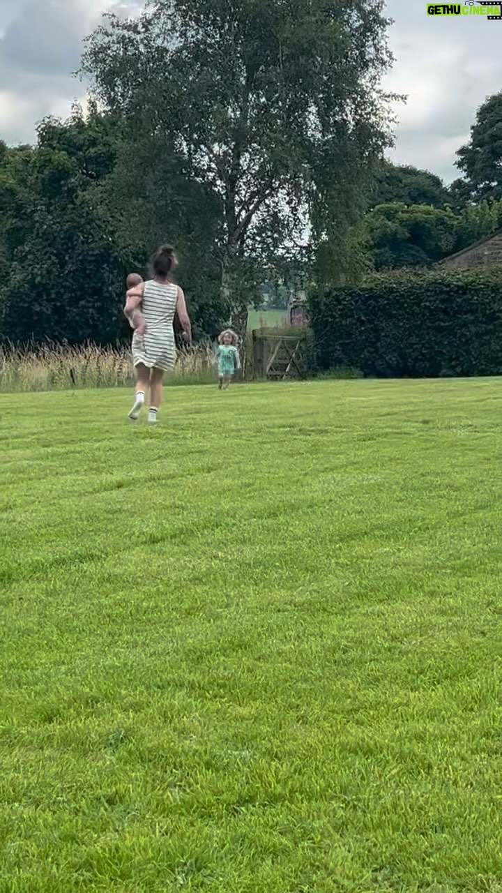 Danny Miller - 11.2K Likes - Iāve seen reels advising to take videos of your partner with your children without them knowing, they will appreciate it.
The advice was good, captured this beautiful moment š„¹
@stephjones1710