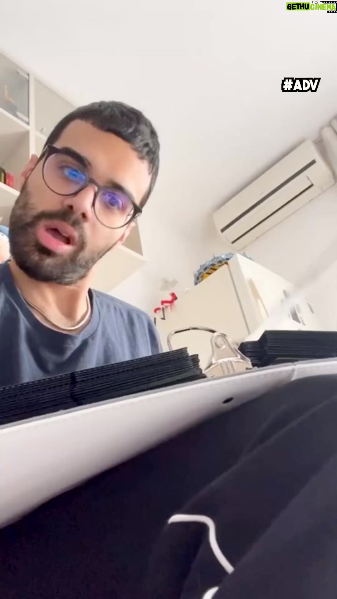 Dario Moccia - 29.6K Likes - Ho mosso i primi passi nel mondo del collezionismo in modo molto modesto: purtroppo, i miei genitori non avevano molti soldi, quindi per tutta la mia vita mi hanno comprato un solo pacchetto. Voi però siete moooolto più fortunati di me perché vivete in un mondo in cui esiste Catawiki e e grazie al loro giorno d’asta senza riserva, potrete ottenere carte Pokémon e iniziare questo hobby a un prezzo davvero conveniente.
Per il pubblico internazionale (importante): I took my first steps into the world of collecting in a very modest way: unfortunately, my parents didn’t have much money, so throughout my life, they bought me only one pack. However, you are much luckier than me because you live in a world where Catawiki exists, and thanks to their no-reserve auction day, you can acquire Pokémon cards and start this hobby at a truly affordable price.
#catawiki #noreserveday #adv @catawiki