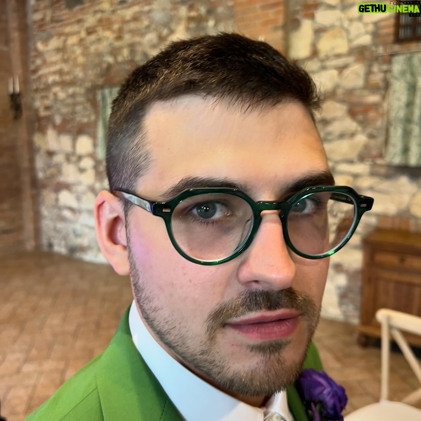 Dario Moccia - 75.2K Likes - Qualche scatto (Mase era in piscina)