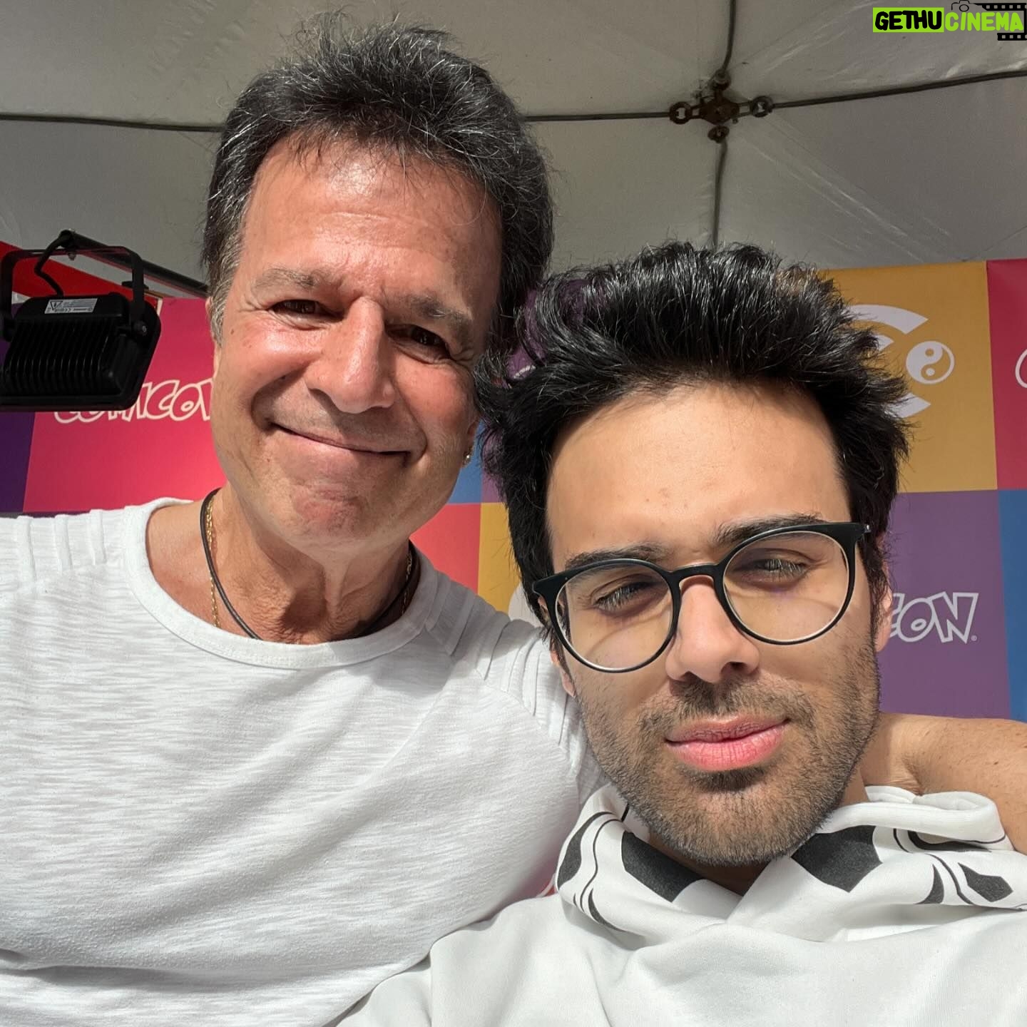 Dario Moccia - 39.9K Likes - Romita Jr., grazie di tutto. Non dico della foto, ma proprio di tutto tutto.