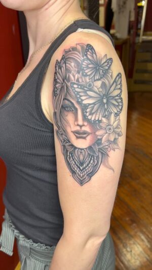 Darren Brass Instagram - #workinprogress @brasscitytattoo 
Big Thanks to @ca_rotary_tattoo_supply for the #pearl & @thesolidink 🙏🏼👊🏼💯💯#brassandgrey #pma