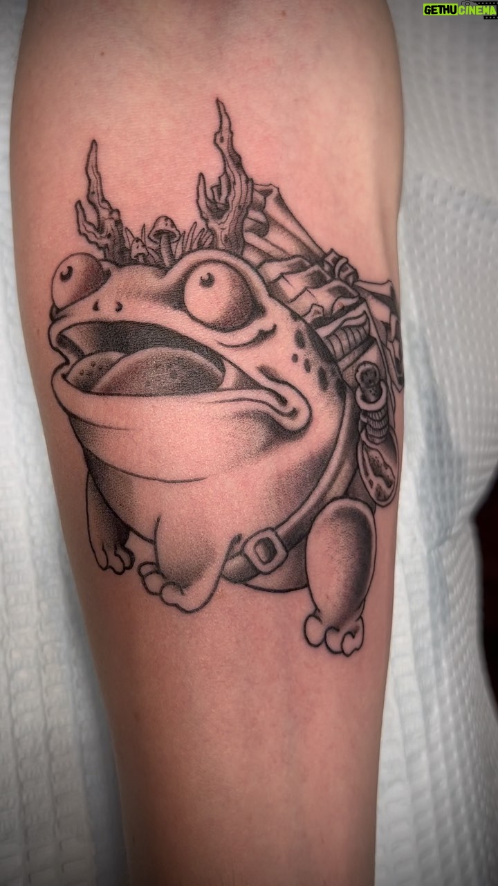 Darren Brass - 194 Likes - Get out there & explore this amazing world …
#tattooartist #tattoo #tattoos #tattooart #ink #inked #tattooed #art #tattoolife #tattooideas #tattooist #tattoodesign #tattooing #artist #tattooer #tattoostyle #blackandgreytattoo #blackwork #instatattoo #tatuaje #tattooflash #tatuajes #tattoolove #explore #tatuagem #traditionaltattoo #tattooinspiration #frog #frogtattoo
