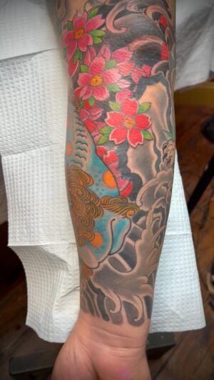Darren Brass Instagram - Adding pieces to the puzzle … #workinprogress @brasscitytattoo ✔️💯#tattoo #tattooart #cherryblossom #cherryblossomtattoo #japanesetattoo #tattooartist #colortattoo #today #pma #alldayeveryday #art #tattoostyle