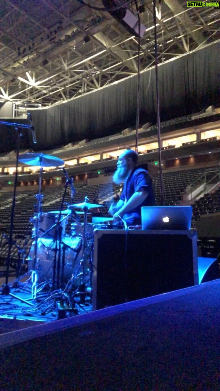 Darren King - 7.5K Likes - Soundcheck with @celissemusic in Salt Lake City, UT
This place has the wildest reverb. @indigogirlsmusic sounded beautiful here last night.