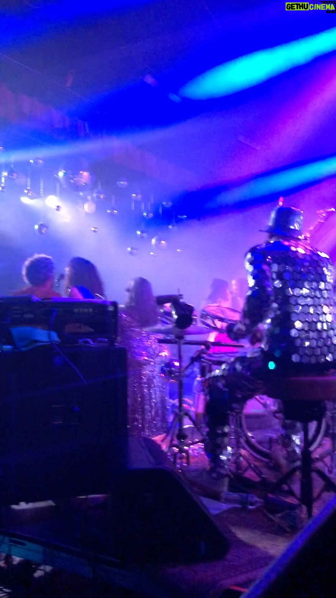 Darren King - 1.3K Likes - Nye in Nashville @eastsidebowl @devongilfillian
Thank you @jonathansmalt for the chance to drum along with you!