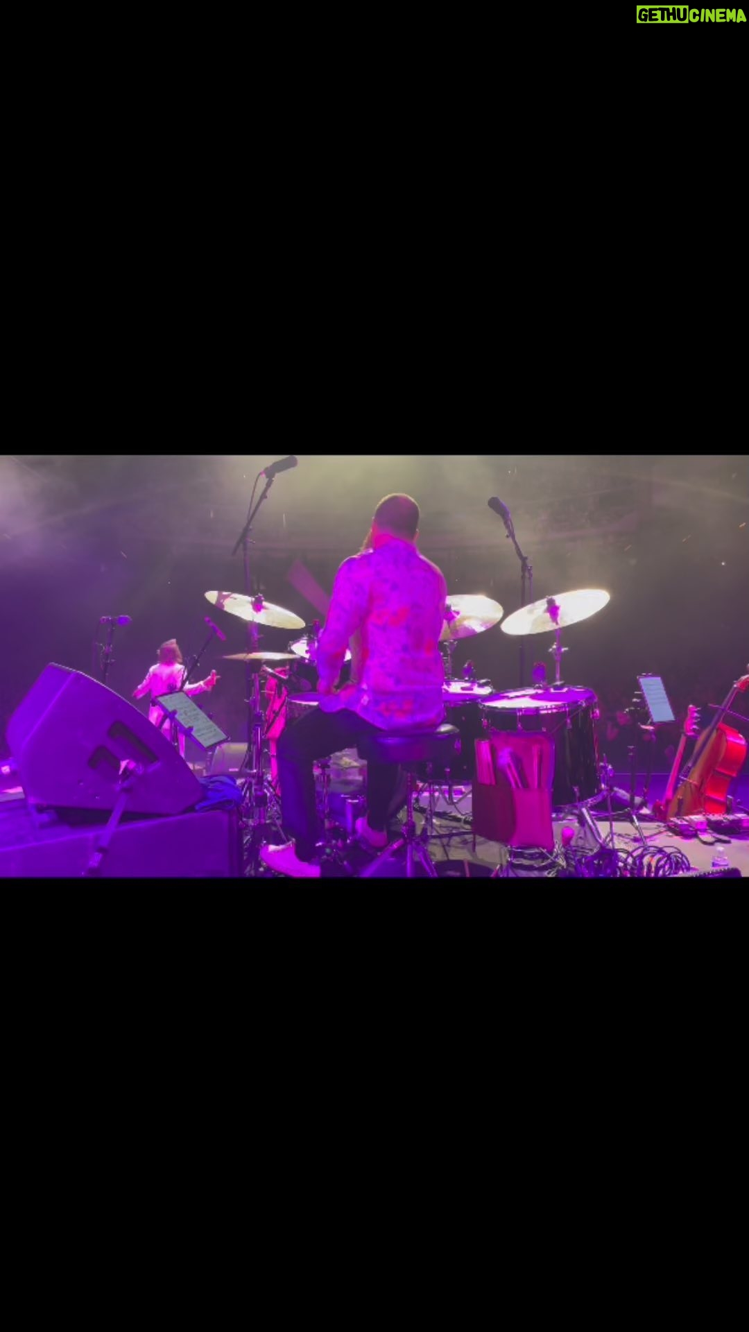 Darren King - 2.2K Likes - Minneapolis with @celissemusic @brandicarlile @solomondorseymusic and @jeffhaynes_drums
Pretty cool of Brandi to let the opener to come back and do an original tune as the start of the encore. Video: @keelan_ohara