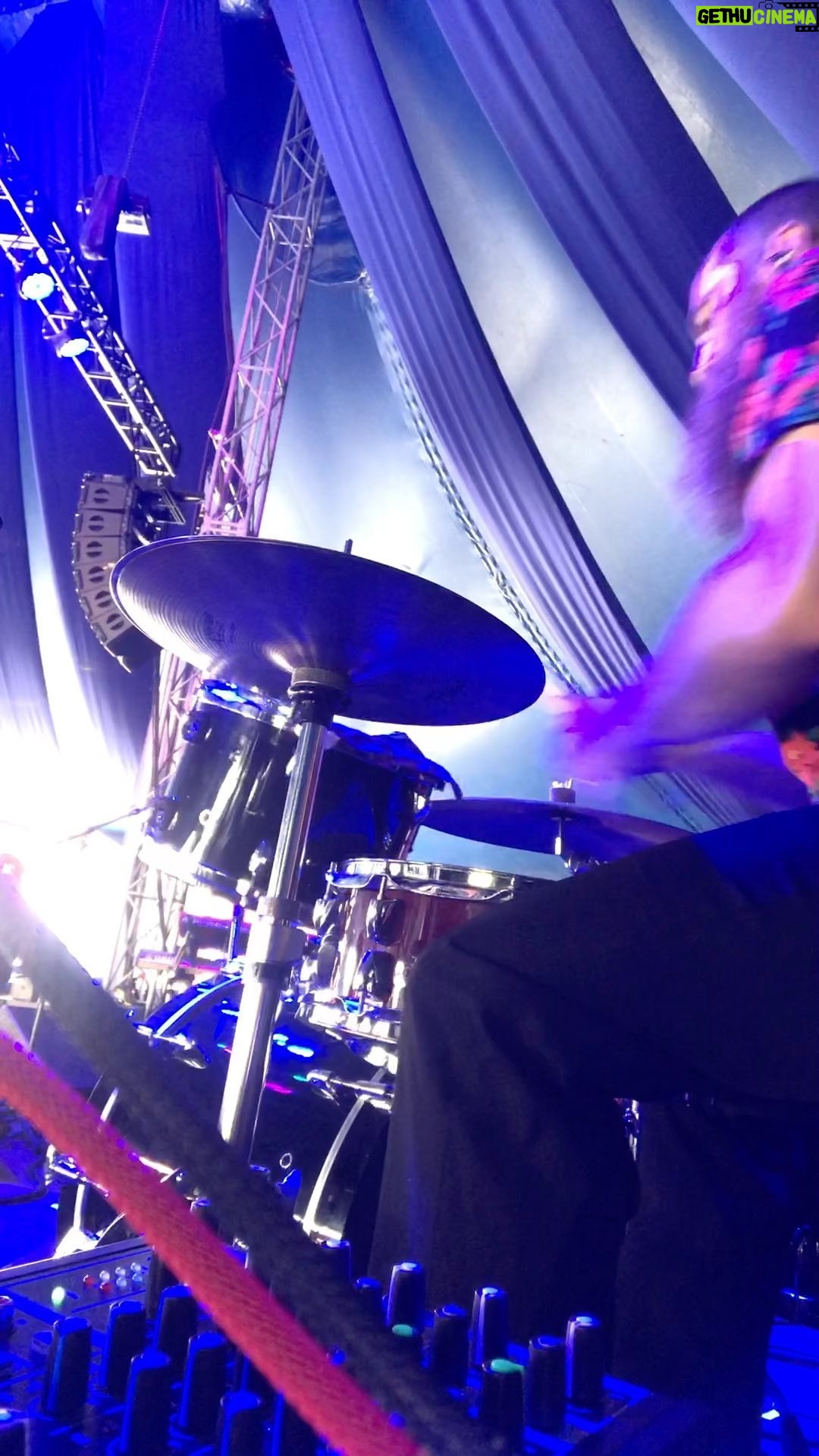 Darren King - 2.2K Likes - STL soundcheck. Playing in a tent brought back lots of good memories. Had a great time in my home state today. #drum #drummer