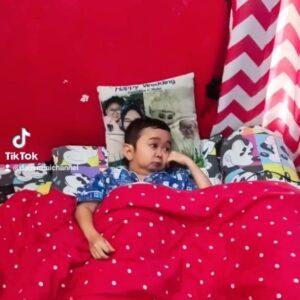 Daus Mini Instagram - bosen neng umah...neng umah bosen